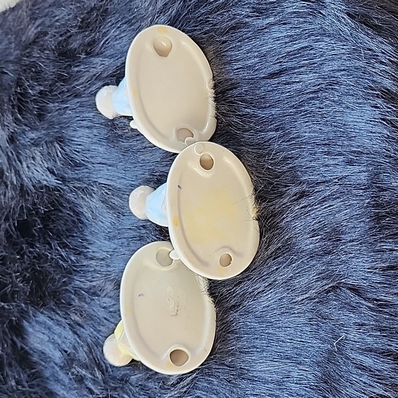 VINTAGE  SET  OF  3 CERAMIC  FIGURINES - Picture 7 of 7